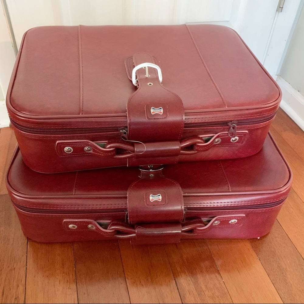 Vtg American Tourister red soft leather luggage - Picture 6 of 11